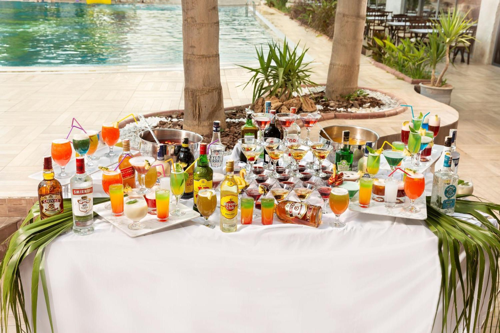 Dedeman Kemer Resort Ngoại thất bức ảnh